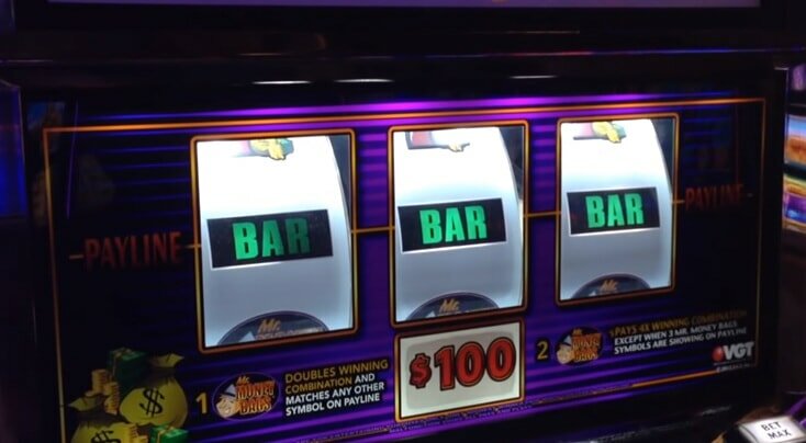 Mr Moneybags Slot Game Win